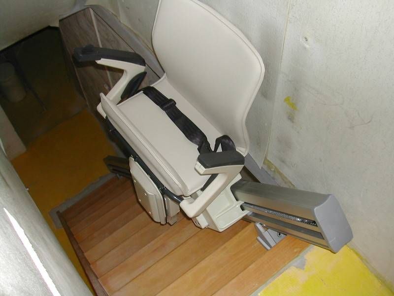 Installer un monte escalier handicare près de Savigny sur orge 91
