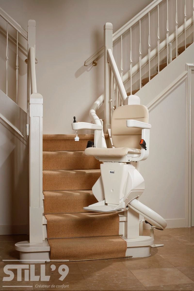 Montage chaise d'escalier électrique dans les environs de Ris Orangis 91