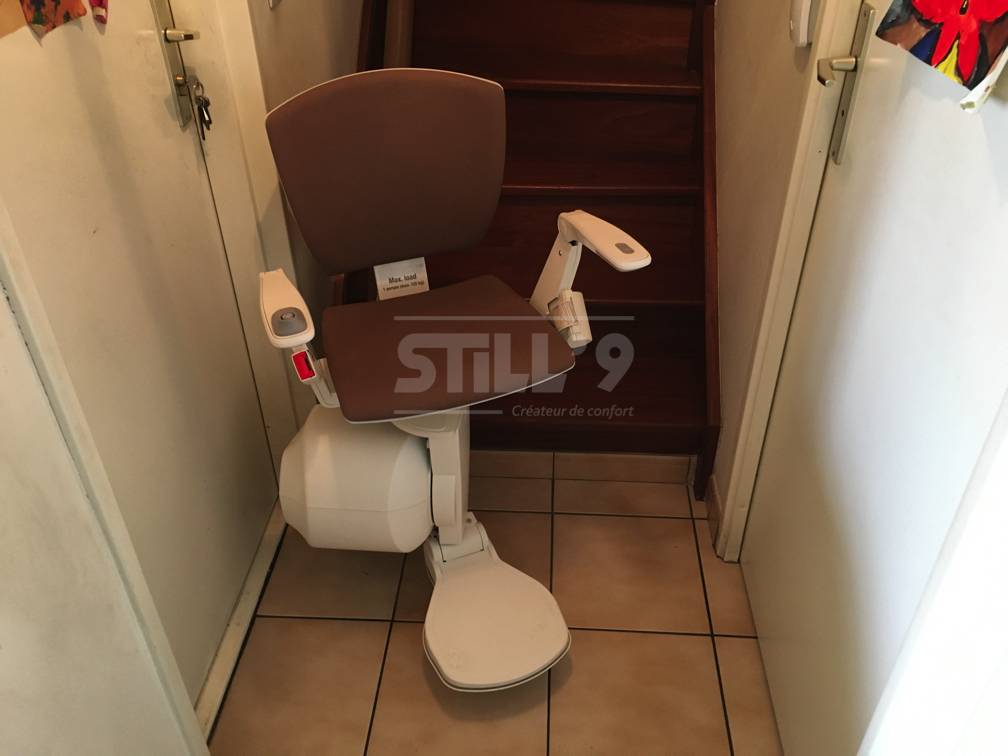 Implantation d'un siège d'escalier avec virage autour de Villabé 91