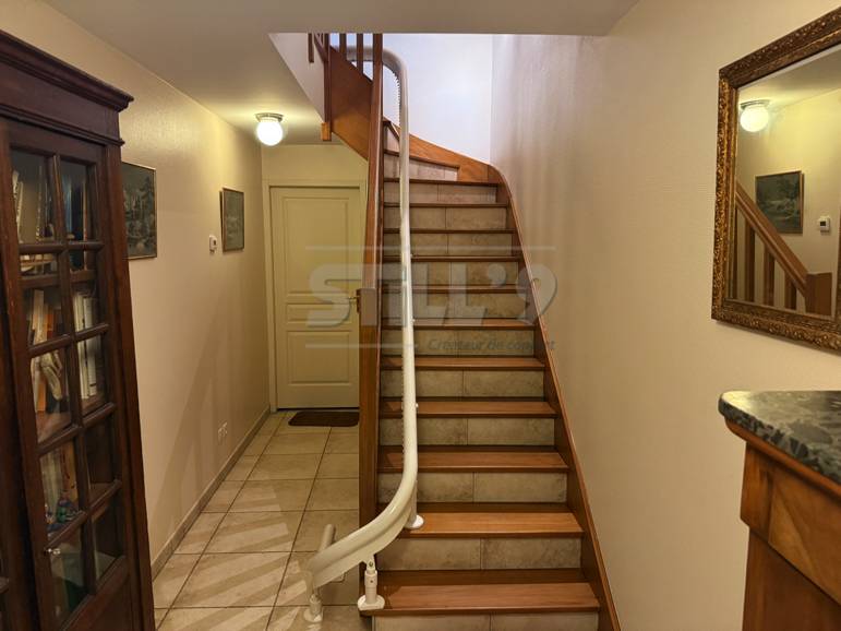 Fixer un siège électrique d'escalier intérieur près de Bures sur Yvette 91