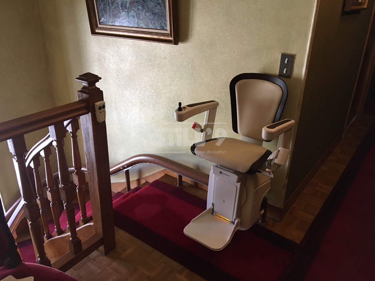 Fixer un monte personnes âgées proche de Augers en Brie 77