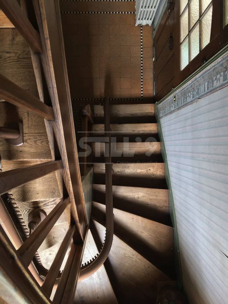 Pose d'un monte personne intérieur non loin de Sainte Genevieve des Bois 91