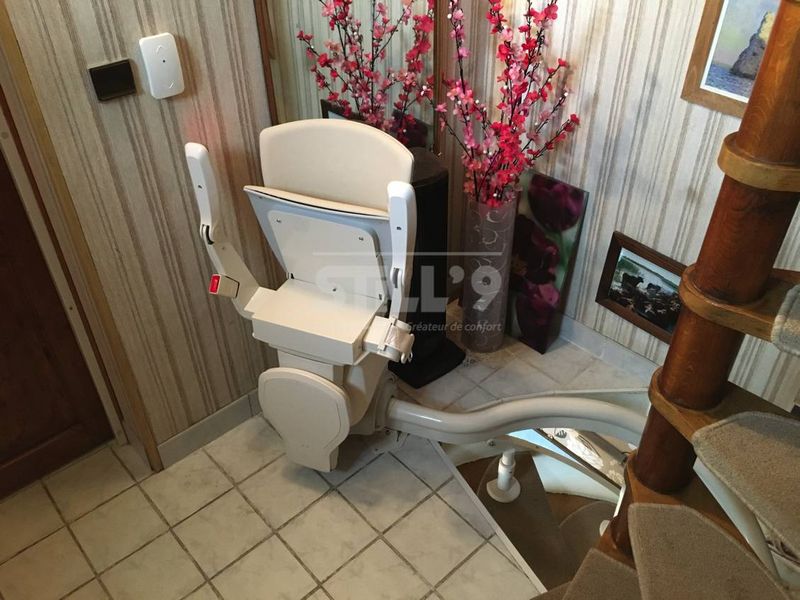 Création d'un fauteuil d'escalier intérieur vers Limeil Brevannes 94