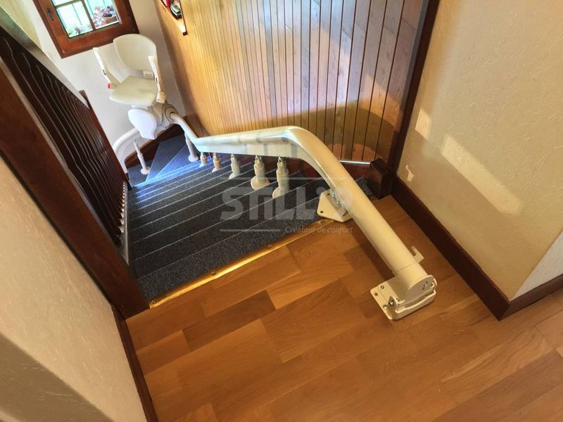 Fixation d'un monte escalier électrique proche de Le Plessis-Pâté 91