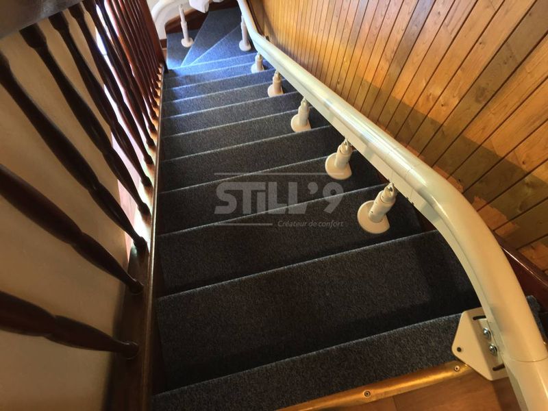 Aménagement d'un monte escalier électrique autour de l'Essonne 91