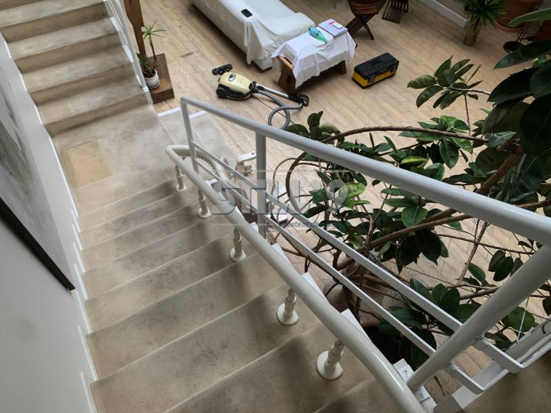 Ajuster un fauteuil monte personne intérieur en région parisienne