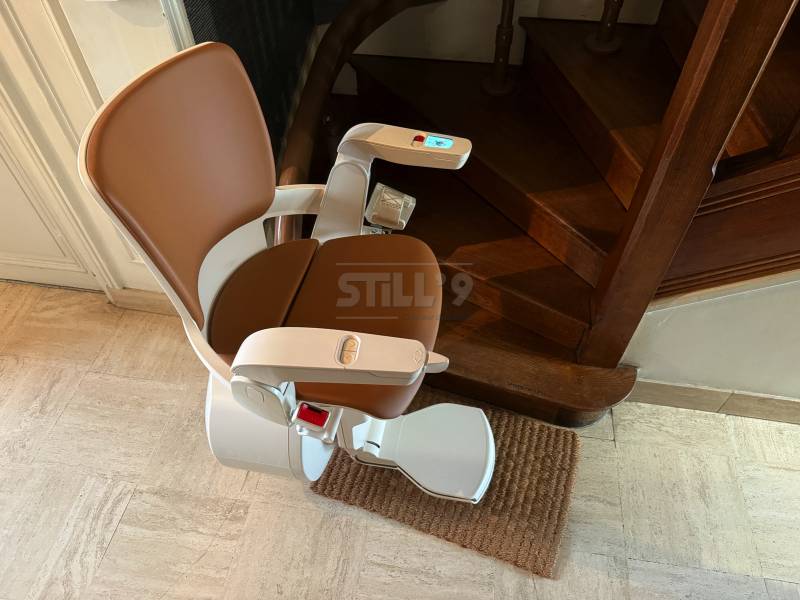 Fixation d'un fauteuil monte-escalier intérieur aux alentours d'Asnières 92