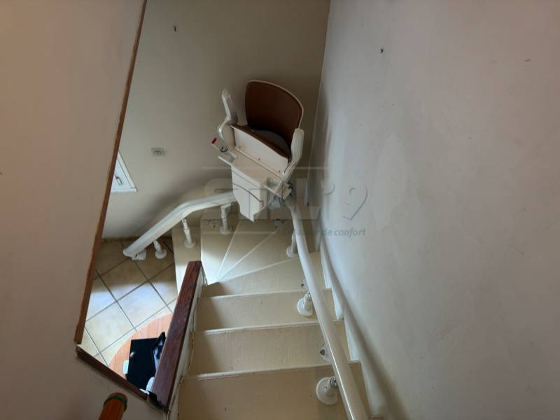 Remplacer une chaise monte personne électrique intérieure en Essonne 91