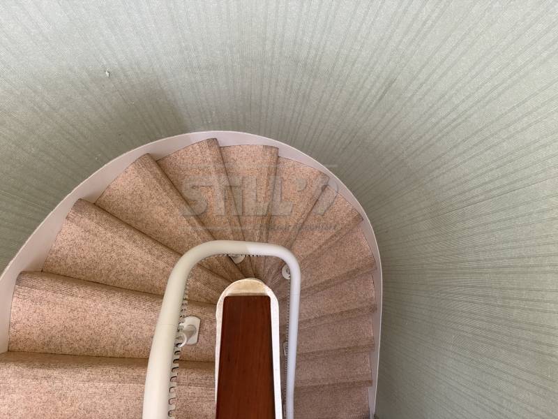 Implanter un monte-escalier électrique à domicile vers Le Coudray 28