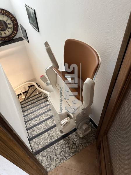 Rendre plus accessible son logement grâce au monte escalier intérieur en Essonne 91